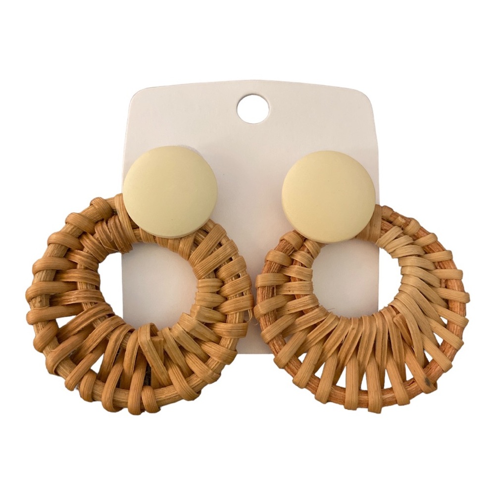 NWT Round Rattan Brown Post Earrings
